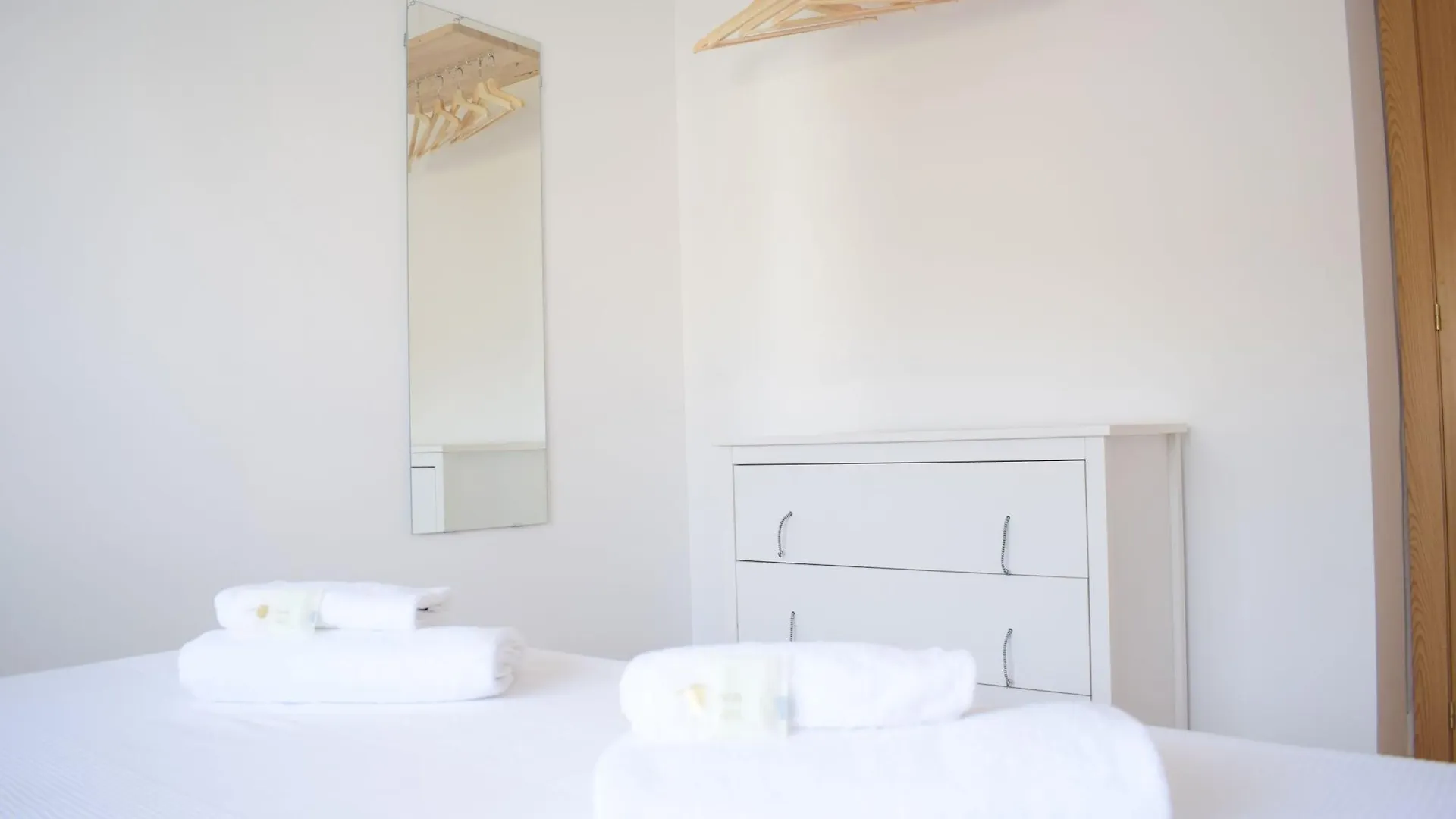 קניאמל Apartamentos Sureda ספרד
