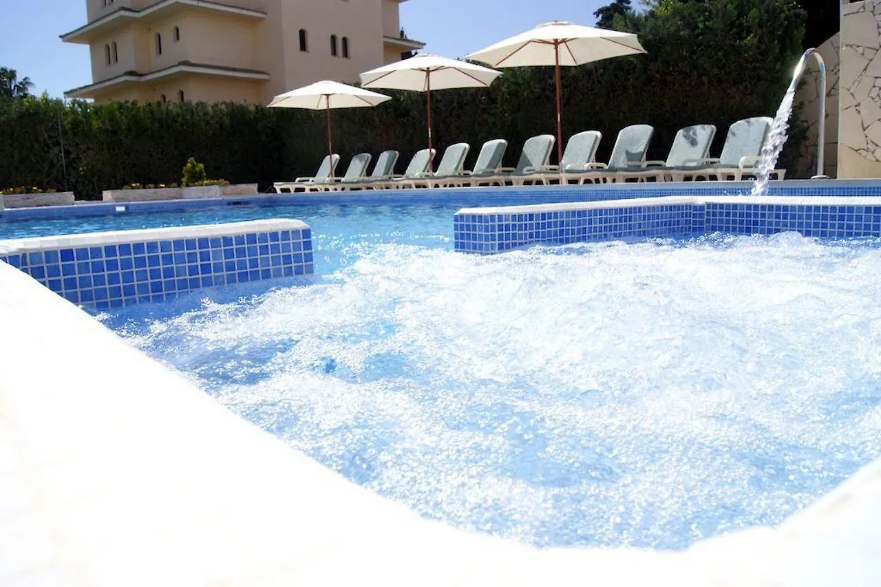קניאמל Apartamentos Sureda דירה